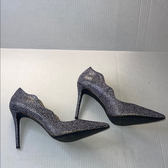 EUC JustFab Black & White Stiletto Heels Size 11 - Picture 4 of 10